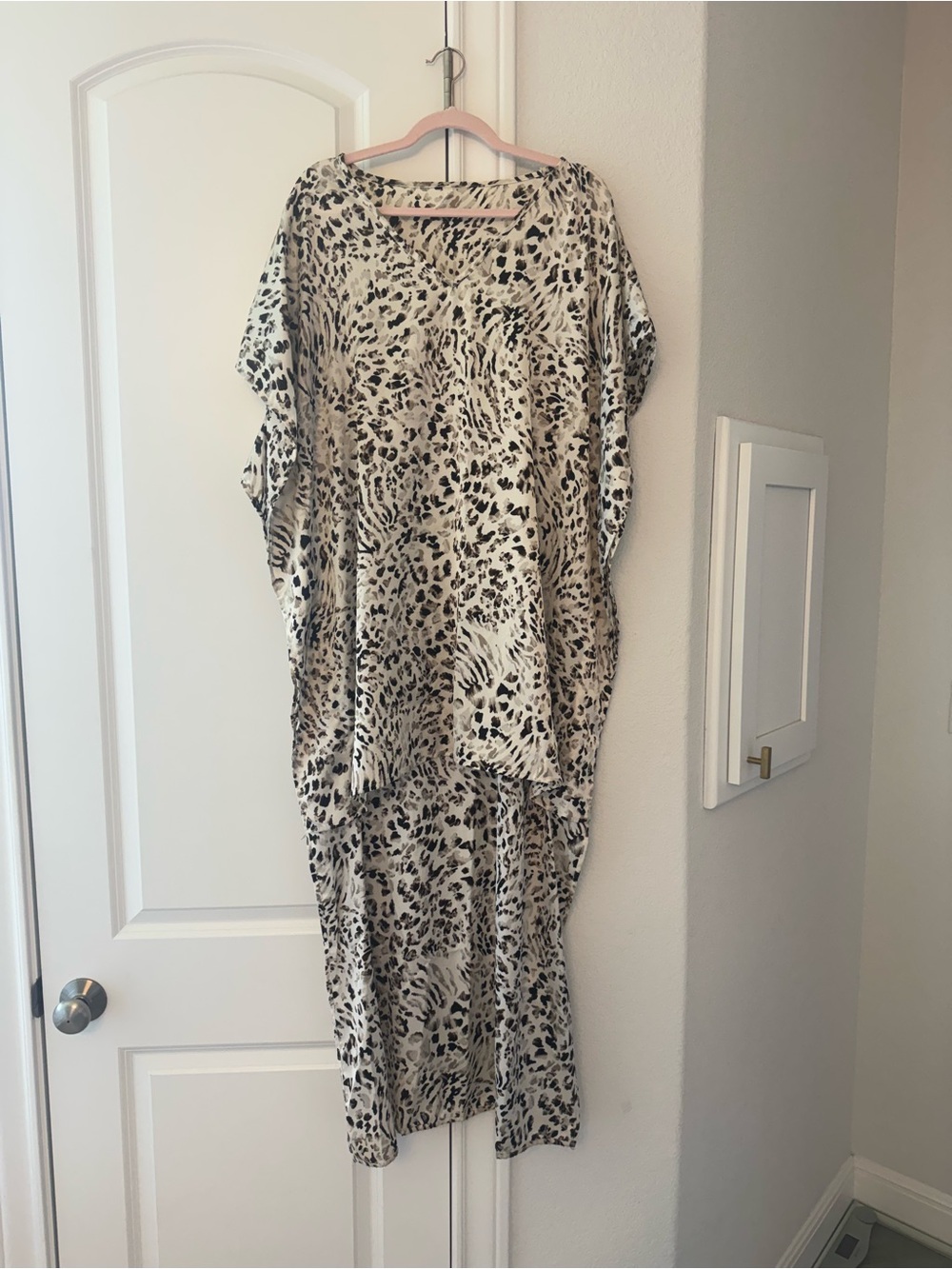 entro Leopard-Print High Low Caftan Dress in Cream and Black